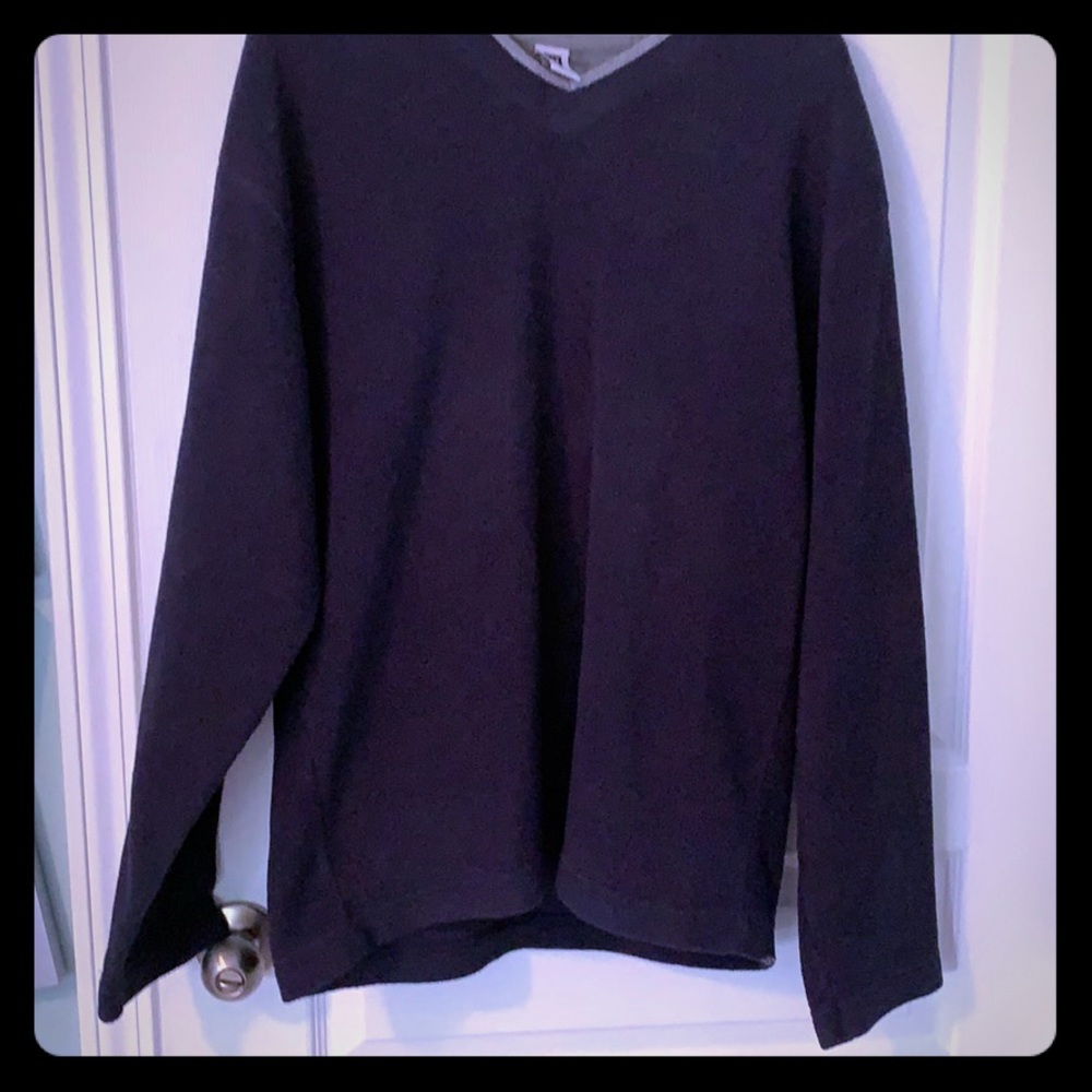 Men’s Gap sweater